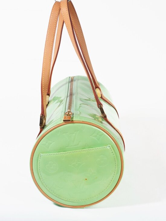 Authentic LOUIS VUITTON Monogram Green Bedford Vernis  Authentic LOUIS VUITTON Monogram Green Bedford Vernis Papillon 30 Handbag